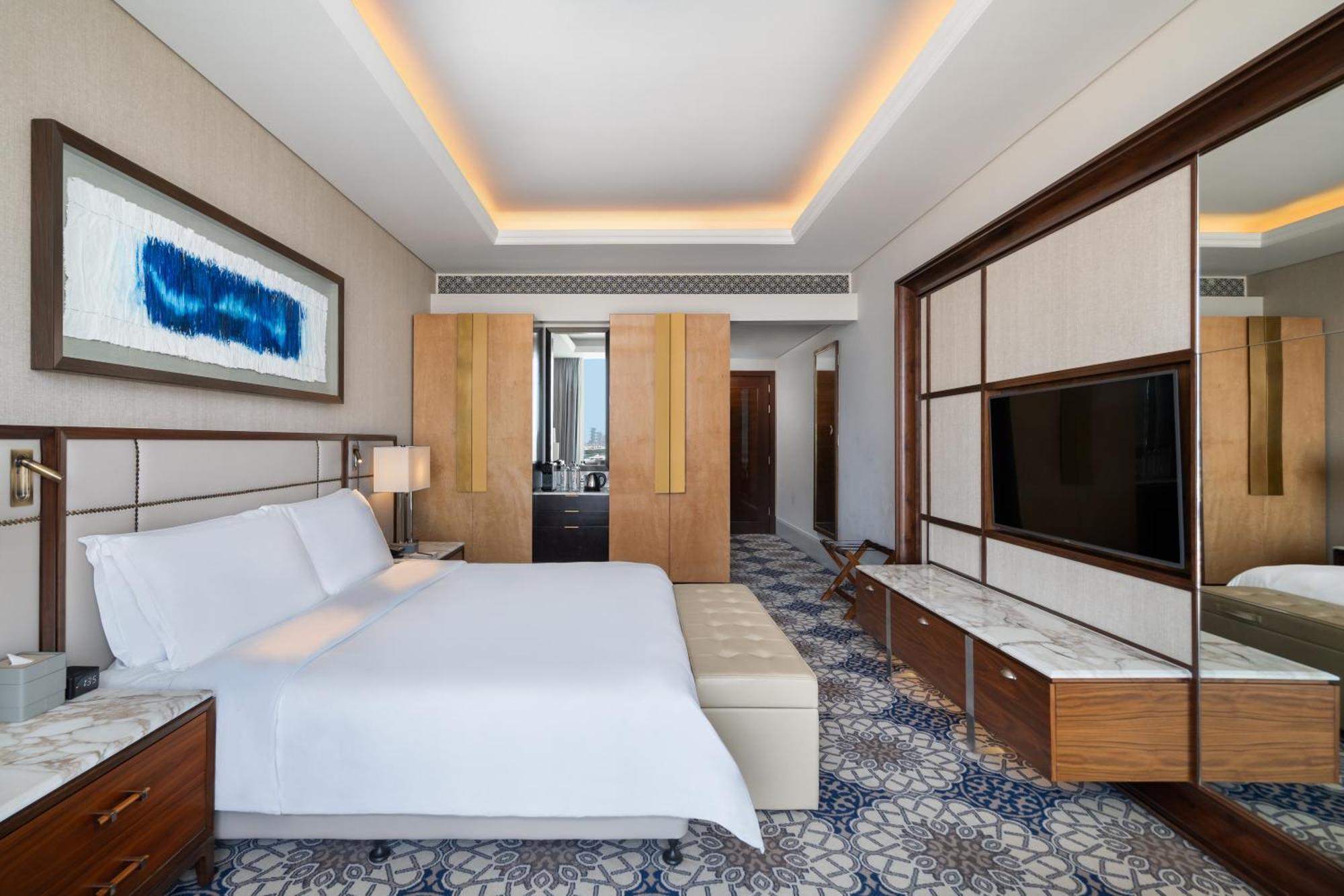 Grand Plaza Moevenpick 5*